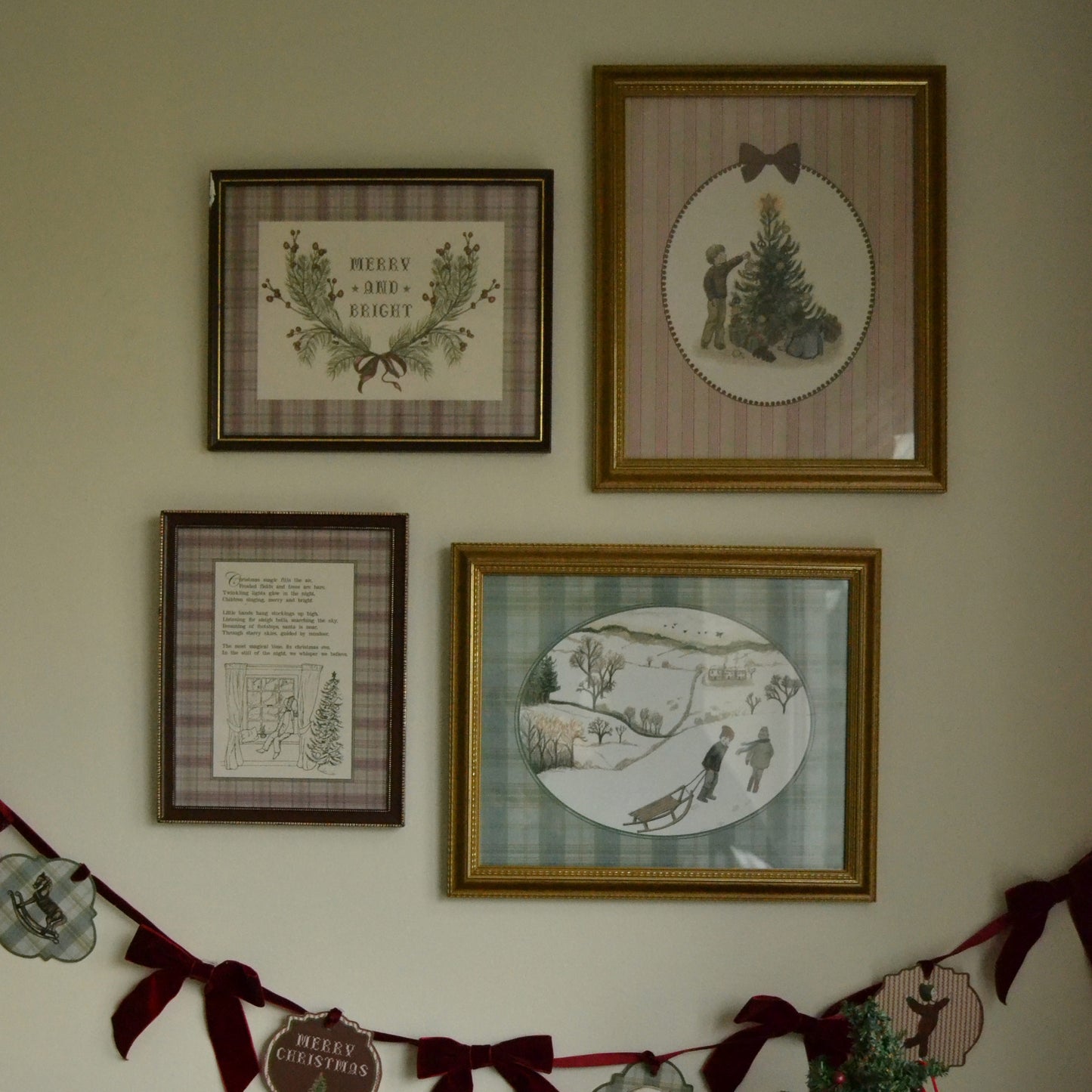 DIGITAL DOWNLOAD Set of Four Christmas Art Prints and DIY Paper Garland