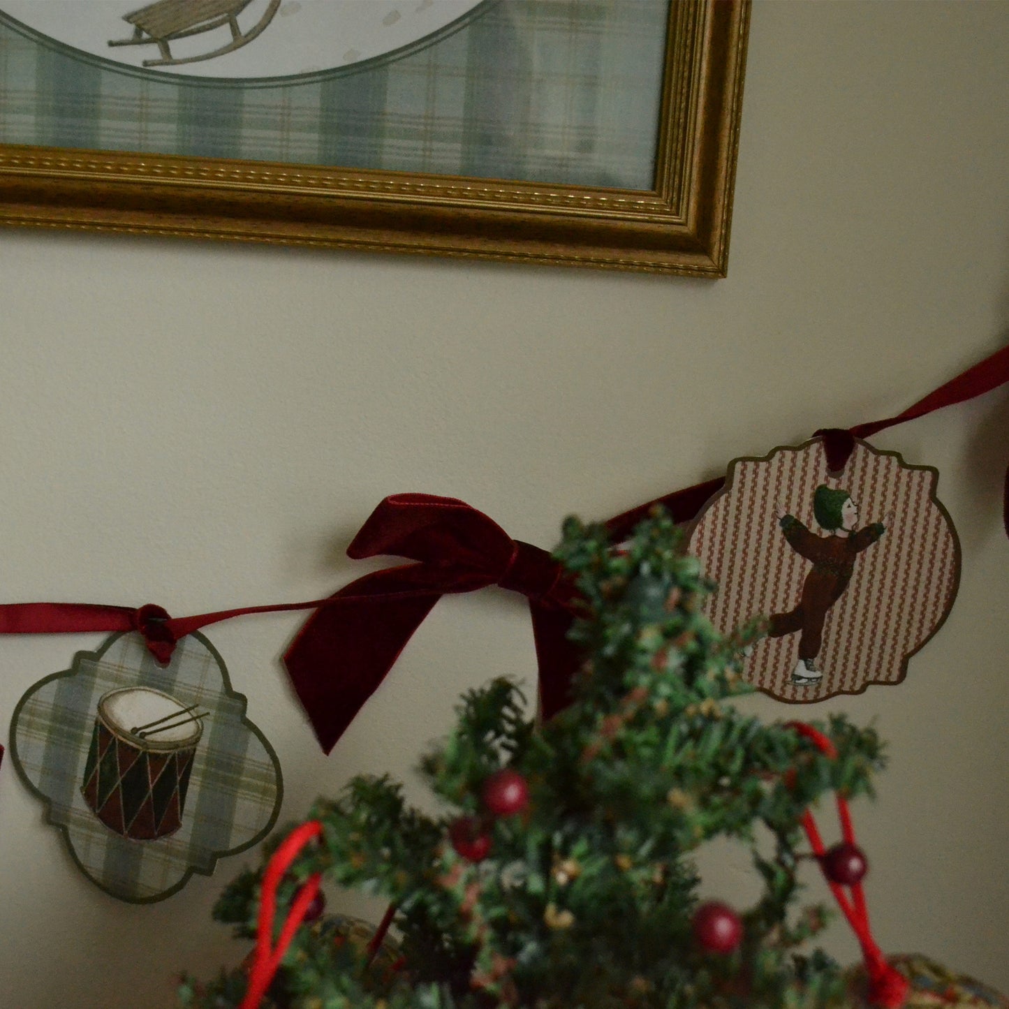 DIGITAL DOWNLOAD Set of Four Christmas Art Prints and DIY Paper Garland